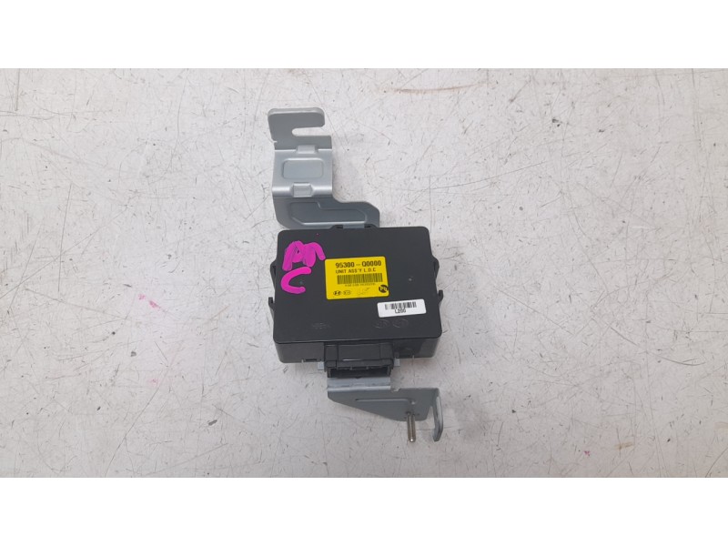 Recambio de modulo electronico para hyundai bayon 1.2 mpi 79 cv maxx (2024) referencia OEM IAM 95300Q0000  