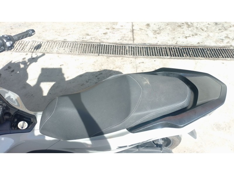 Recambio de asiento para honda pcx pcx 125 (jk05) referencia OEM IAM   