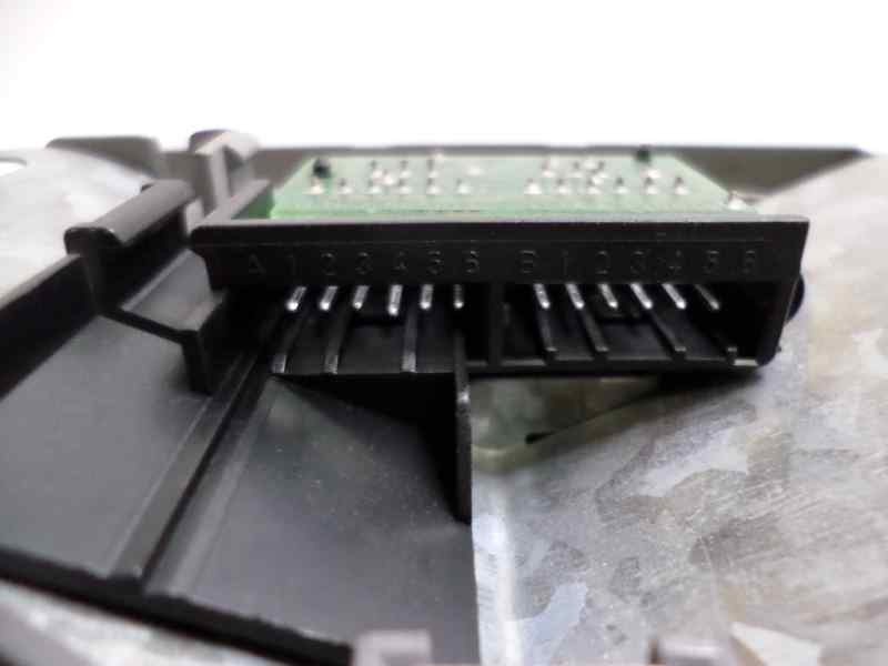 Recambio de luz interior para audi a6 berlina (4b2) 2.5 tdi referencia OEM IAM 4B0947105  