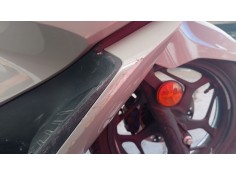 Recambio de estribera derecha para honda pcx pcx 125 (jk05) referencia OEM IAM    2