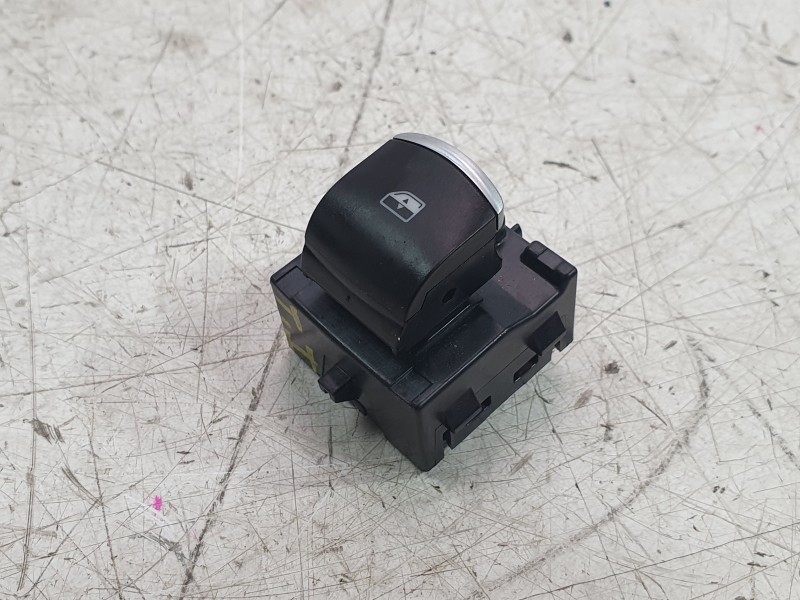 Recambio de mando elevalunas trasero izquierdo para alfa romeo giulia (952_) 2.2 d (952aem250, 952aea250) referencia OEM IAM 015