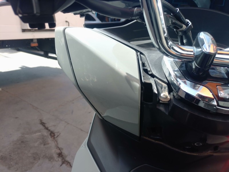 Recambio de guantera para honda pcx pcx 125 (jk05) referencia OEM IAM   