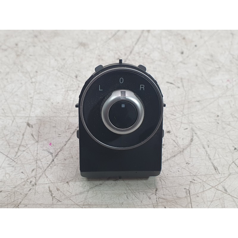 Recambio de mando retrovisor para alfa romeo giulia (952_) 2.2 d (952aem250, 952aea250) referencia OEM IAM 01561181930  