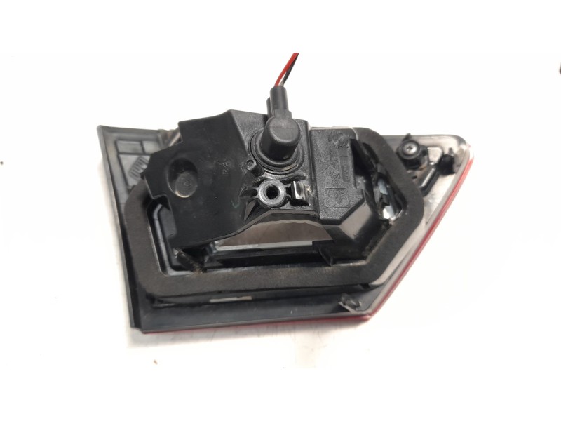 Recambio de piloto trasero derecho interior para renault clio iv 1.5 dci diesel fap referencia OEM IAM 265505796R 104LLI211 