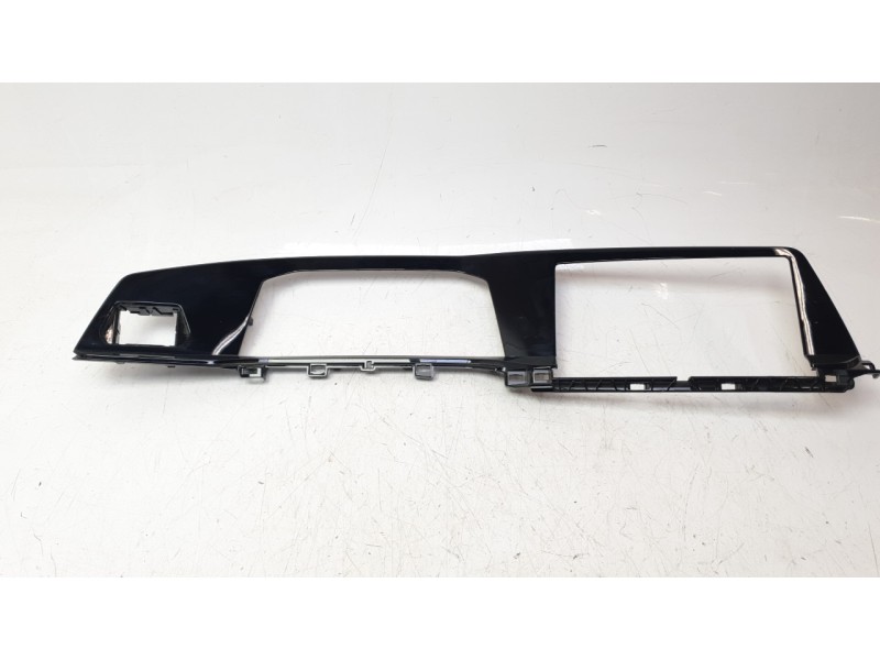 Recambio de moldura para volkswagen golf viii (cd1, da1) 2.0 tdi referencia OEM IAM 5H1857211C  