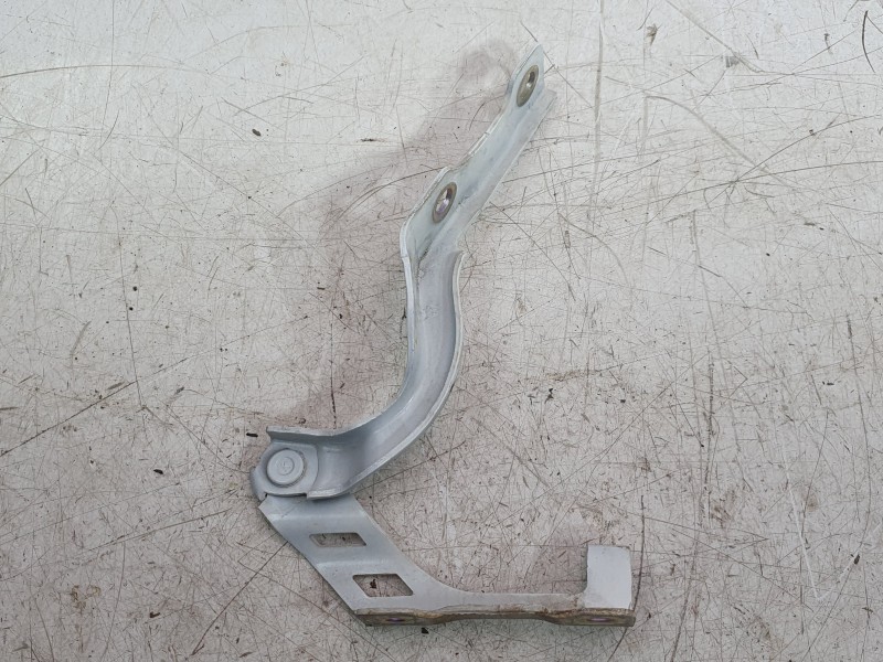 Recambio de bisagra capo izquierda para mg zs suv (azs1) 1.5 vti referencia OEM IAM 10457978  