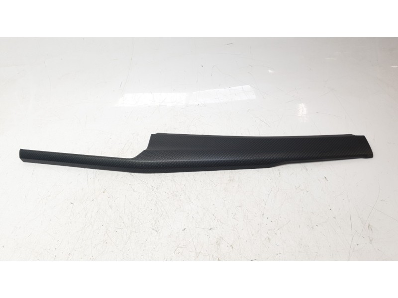Recambio de moldura para volkswagen golf viii (cd1, da1) 2.0 tdi referencia OEM IAM 5H1858416D  