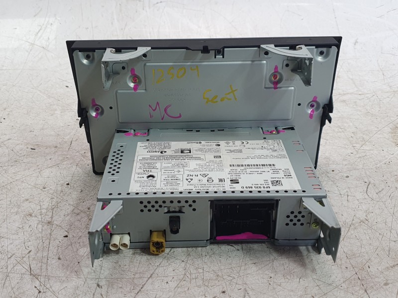 Recambio de pantalla multifuncion para seat arona (kj7, kjp) 1.0 tsi referencia OEM IAM 6F0858069  