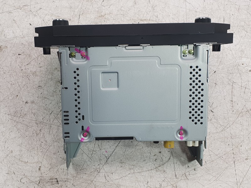 Recambio de pantalla multifuncion para seat arona (kj7, kjp) 1.0 tsi referencia OEM IAM 6F0858069  