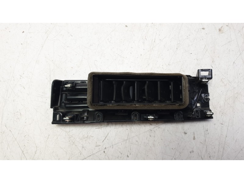 Recambio de rejilla aireadora para volkswagen golf viii (cd1, da1) 2.0 tdi referencia OEM IAM 5H1858711  