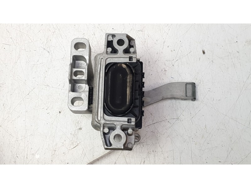 Recambio de soporte motor derecho para volkswagen golf viii (cd1, da1) 2.0 tdi referencia OEM IAM 5WA199262H  