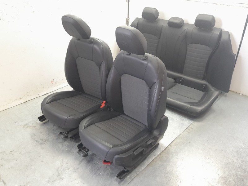 Recambio de juego asientos completo para alfa romeo giulia (952_) 2.2 d (952aem250, 952aea250) referencia OEM IAM 6500038381  