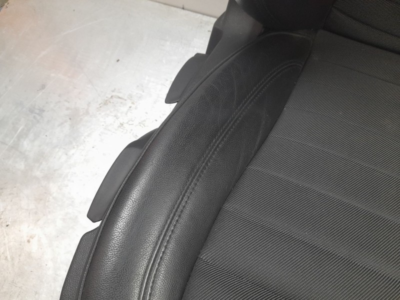 Recambio de juego asientos completo para alfa romeo giulia (952_) 2.2 d (952aem250, 952aea250) referencia OEM IAM 6500038381  