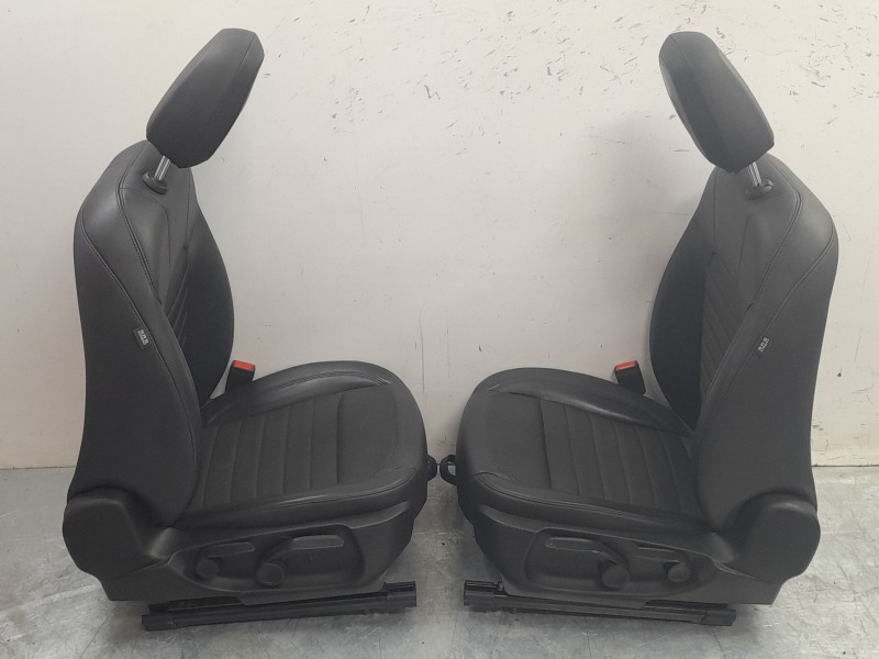 Recambio de juego asientos completo para alfa romeo giulia (952_) 2.2 d (952aem250, 952aea250) referencia OEM IAM 6500038381  