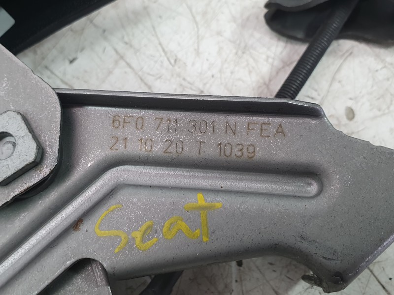 Recambio de palanca freno para seat arona (kj7, kjp) 1.0 tsi referencia OEM IAM 6F0711301N  