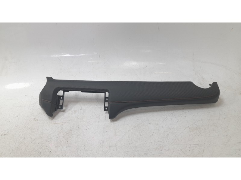 Recambio de moldura para mg zs suv (azs1) 1.5 vti referencia OEM IAM 10651775 ZS11M9C412E0 