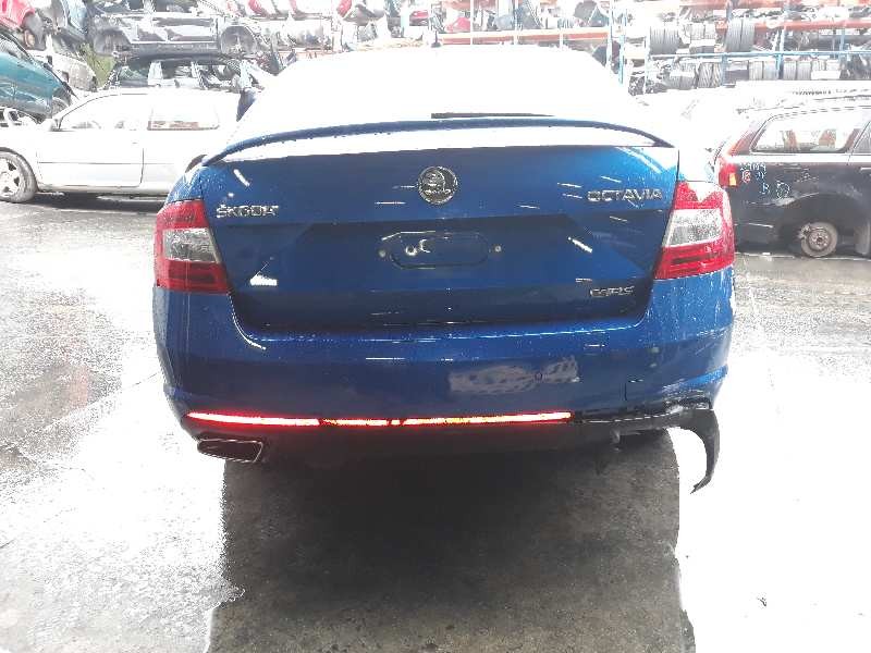 skoda octavia lim. (5e3) del año 2013