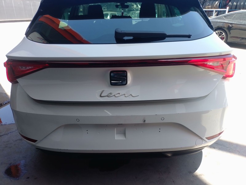 Recambio de piloto trasero central para seat leon (kl1, klg) 1.0 tsi referencia OEM IAM   