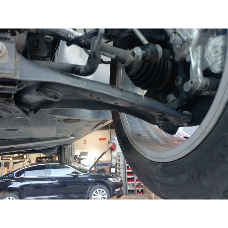 Recambio de brazo suspension inferior delantero izquierdo para seat leon (kl1, klg) 1.0 tsi referencia OEM IAM   