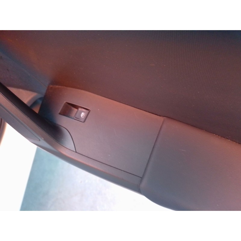 Recambio de mando elevalunas trasero derecho para seat leon (kl1, klg) 1.0 tsi referencia OEM IAM   