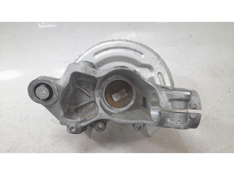 Recambio de mangueta trasera derecha para land rover evoque hse dynamic referencia OEM IAM LR068883  