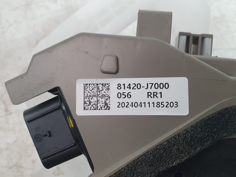 Recambio de cerradura puerta trasera derecha para kia ceed (cd) 1.0 t-gdi referencia OEM IAM 81420J7000  