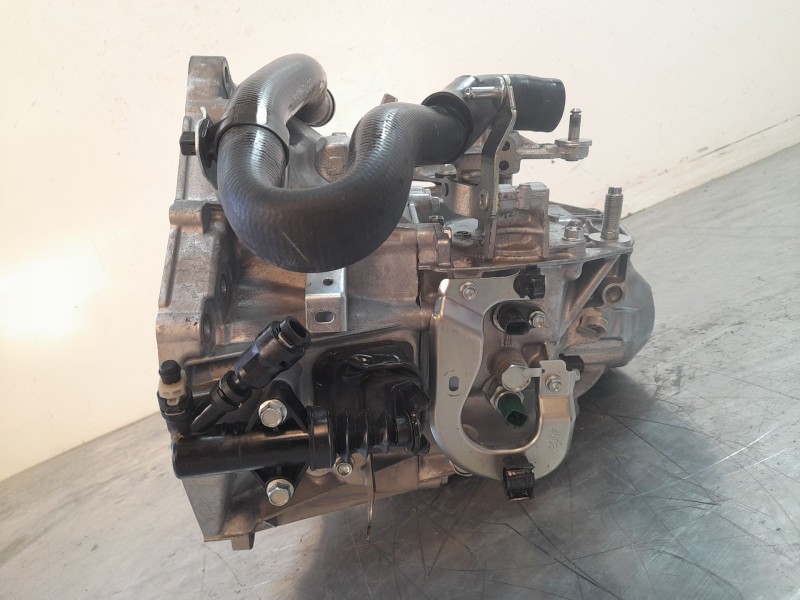 Recambio de caja cambios para mazda 3 hatchback (bp) 2.0 skyactiv-g m hybrid referencia OEM IAM 2TH  