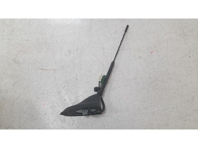 Recambio de antena para mg zs suv (azs1) 1.5 vti referencia OEM IAM 10348948  