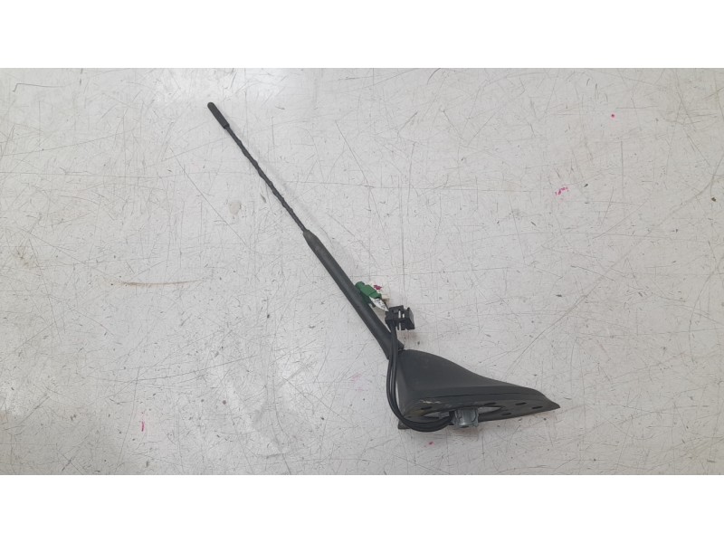 Recambio de antena para mg zs suv (azs1) 1.5 vti referencia OEM IAM 10348948  