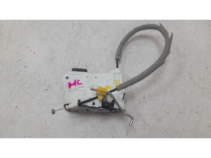 Recambio de cerradura puerta trasera derecha para mg zs suv (azs1) 1.5 vti referencia OEM IAM 10845783  