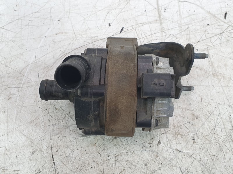 Recambio de bomba agua para renault clio v (b7_) 1.5 blue dci 85 (b7ag) referencia OEM IAM 210118431R 0392024099 