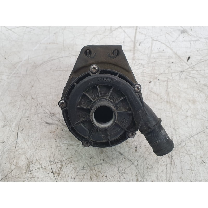 Recambio de bomba agua para renault clio v (b7_) 1.5 blue dci 85 (b7ag) referencia OEM IAM 210118431R 0392024099 