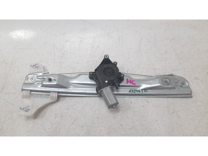 Recambio de elevalunas trasero derecho para mg zs suv (azs1) 1.5 vti referencia OEM IAM 10233938  