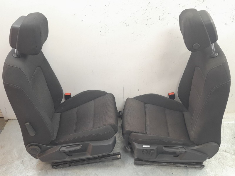 Recambio de juego asientos completo para volkswagen passat b8 (3g2, cb2) 2.0 tdi referencia OEM IAM 3Q0881105K  