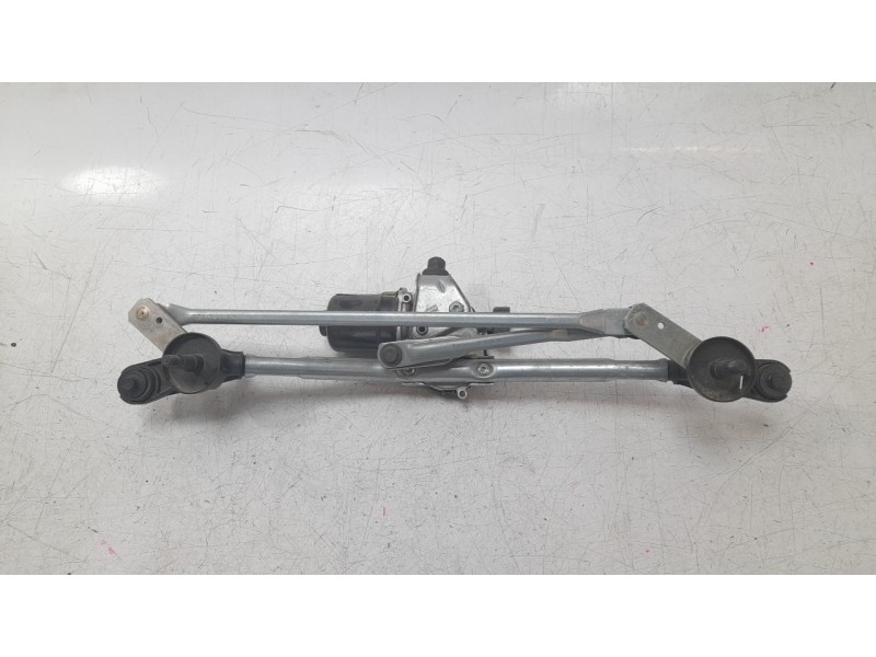 Recambio de motor limpia delantero para hyundai bayon 1.2 mpi 79 cv maxx (2024) referencia OEM IAM 98100Q0000  