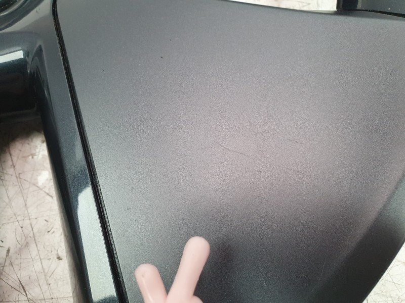 Recambio de tapacubos para tesla model 3 ev referencia OEM IAM 104427100  