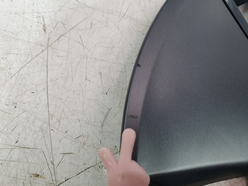Recambio de tapacubos para tesla model 3 ev referencia OEM IAM 104427100  