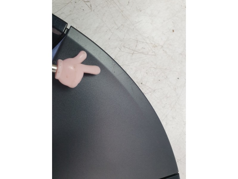 Recambio de tapacubos para tesla model 3 ev referencia OEM IAM 104427100  