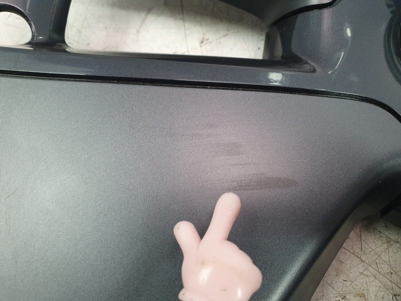 Recambio de tapacubos para tesla model 3 ev referencia OEM IAM 104427100  