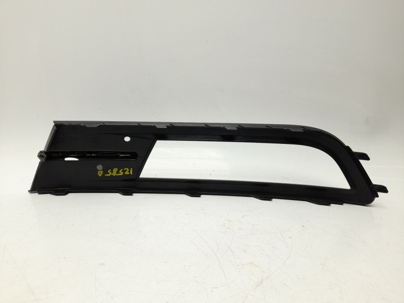 Recambio de rejilla paragolpes derecha para volkswagen passat b8 (3g2, cb2) 2.0 tdi referencia OEM IAM 3G0854662  107236415/2451