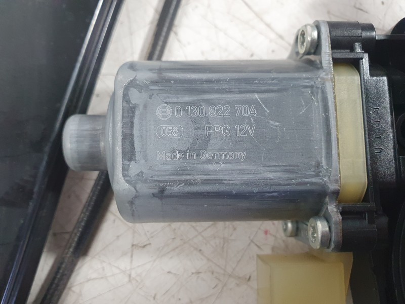 Recambio de elevalunas delantero derecho para audi a4 b9 (8w2, 8wc) 40 tfsi mild hybrid referencia OEM IAM 8W0837462  113170/203