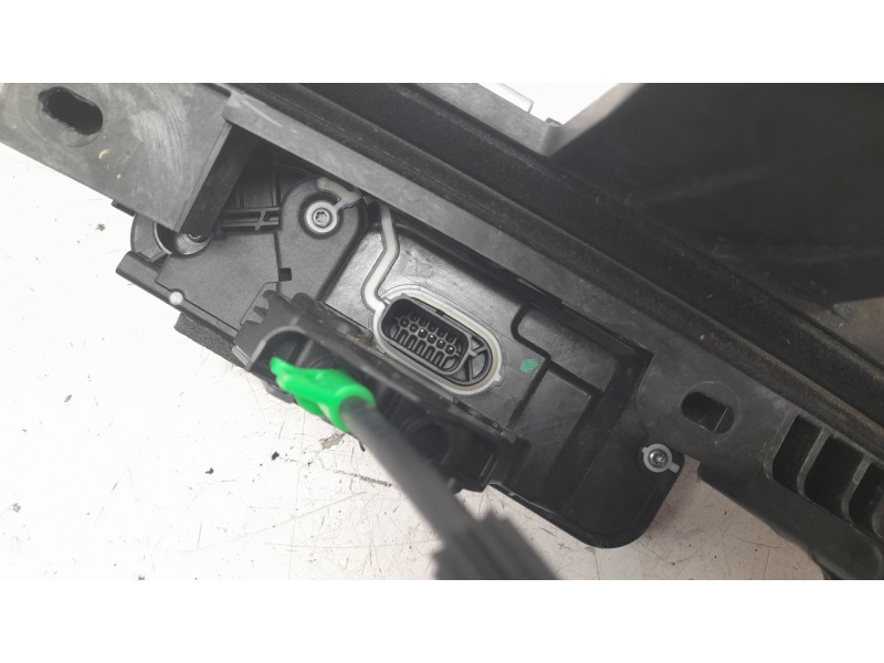 Recambio de cerradura puerta delantera derecha para ford kuga iii referencia OEM IAM 2066073  10610500120/DLF810027HQ/CRD-FRD-60