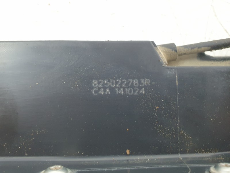 Recambio de cerradura puerta trasera derecha para dacia duster iii eco-g 100 essential referencia OEM IAM 825022783R  
