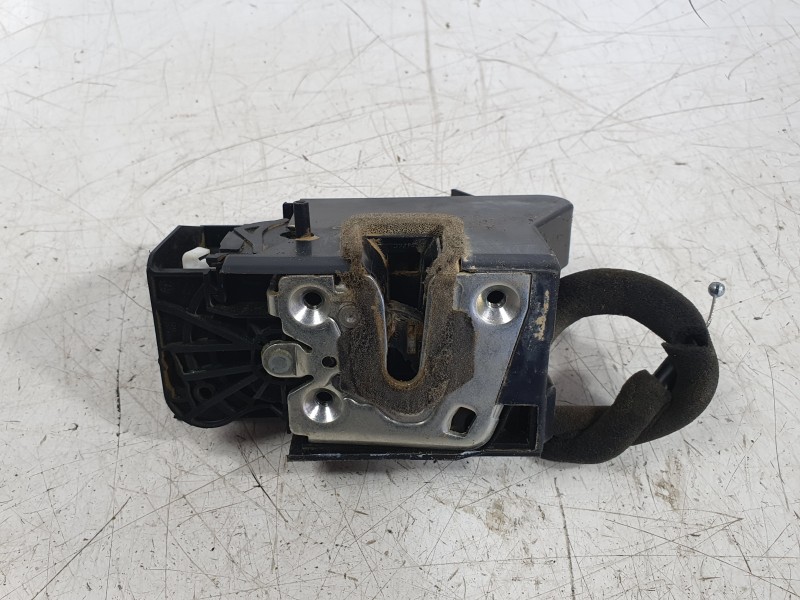 Recambio de cerradura puerta trasera derecha para dacia duster iii eco-g 100 essential referencia OEM IAM 825022783R  