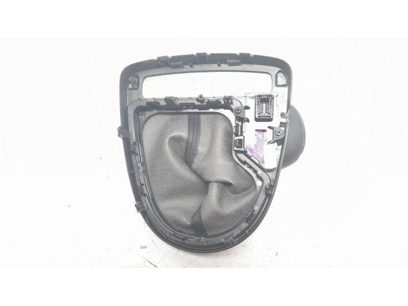 Recambio de pomo palanca cambio para hyundai i10 iii (ac3, ai3) 1.0 mpi referencia OEM IAM 84651B4100  