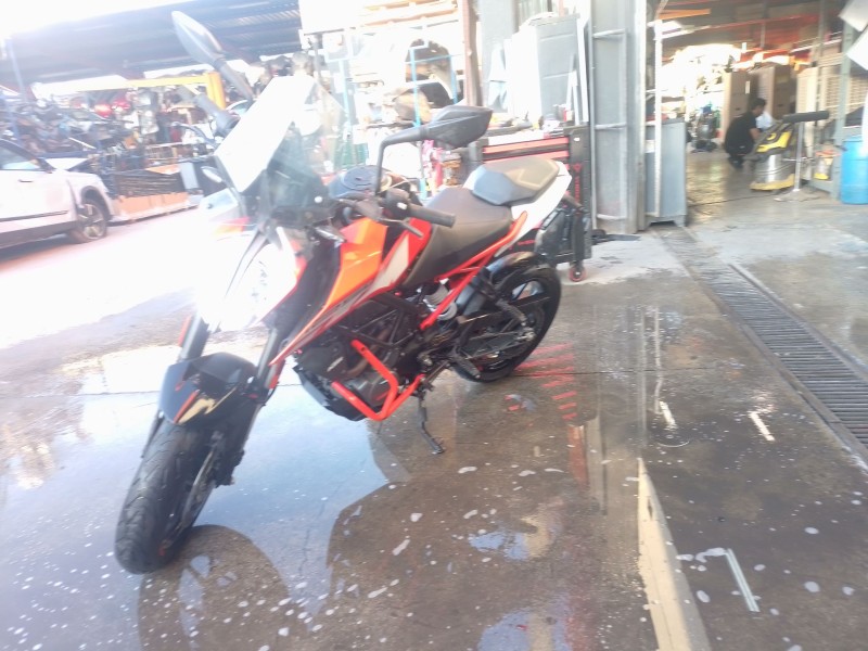 ktm duke del año 2020