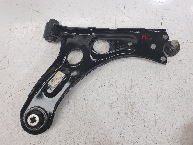Recambio de brazo suspension inferior delantero derecho para citroën ami (9a_) electric (9az2ca) referencia OEM IAM 7A7Q06  