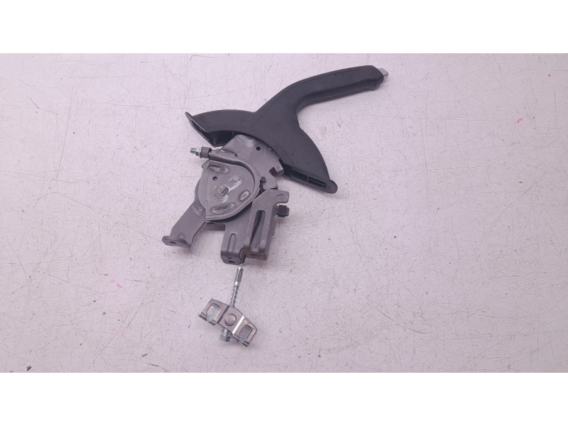 Recambio de palanca freno para hyundai bayon 1.2 mpi 79 cv maxx (2024) referencia OEM IAM 59710C8100NNB  