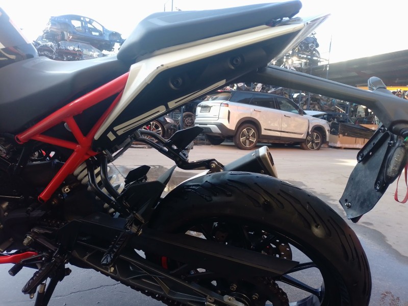 Recambio de carenado para ktm duke 125 duke referencia OEM IAM   
