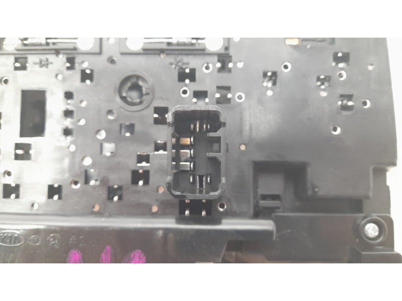 Recambio de luz interior para hyundai bayon 1.2 mpi 79 cv maxx (2024) referencia OEM IAM 92800Q0700  